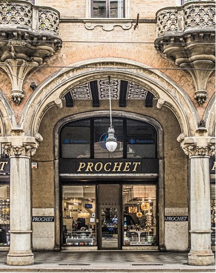 prochet vetrina esterna